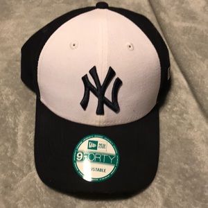 New York Yankees hat